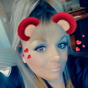 Meet your Posher, Nikki